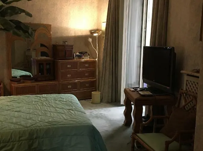 Elle House Rome